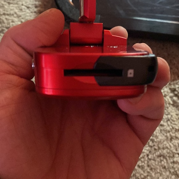 Small compact great for spying digital video recorder. A camcorder if you will. - Picture 8 of 8